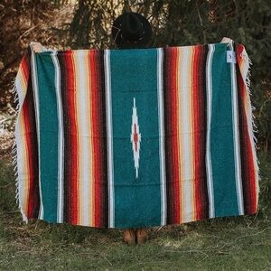 NWT Trek Light Gear Monterey Southwest Blanket Throw